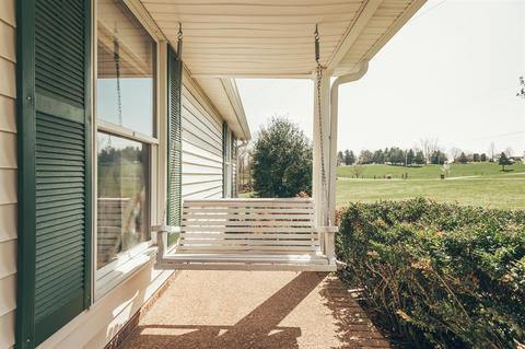 1879 Lawrence Ln, Springfield, TN 37172 photo 6