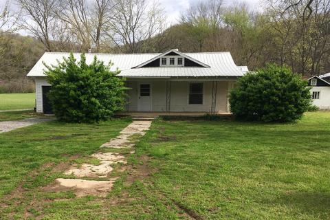 878 E Main St, Dowelltown, TN 37059 photo 1
