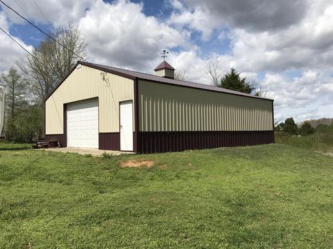 1231 Black Rd, Cunningham, TN 37052 photo 3