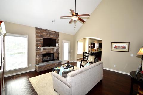1008 Kyle Ln, Spring Hill, TN 37174 photo 6