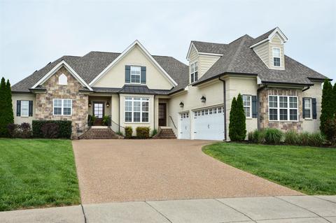2002 Fishers Loop, Spring Hill, TN 37174 photo 1