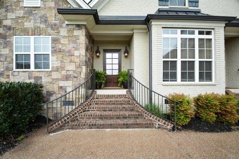 2002 Fishers Loop, Spring Hill, TN 37174 photo 2