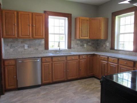 114 E Main St, Loretto, TN 38469 photo 10