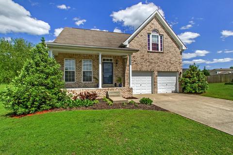 2004 Greg Ct, Spring Hill, TN 37174 photo 1