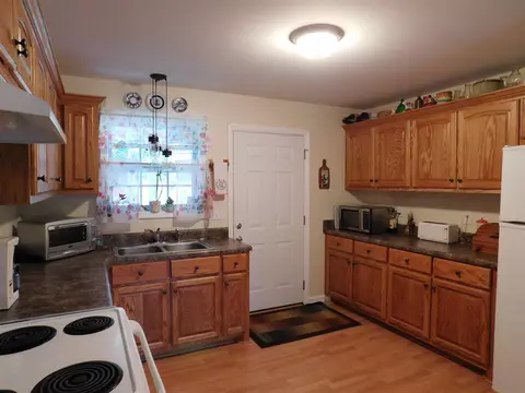 194 Dave O Ln, Loretto, TN 38469 photo 17