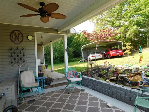 194 Dave O Ln, Loretto, TN 38469 photo 8