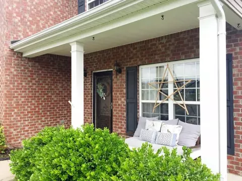 2048 Red Jacket Trce, Spring Hill, TN 37174 photo 2