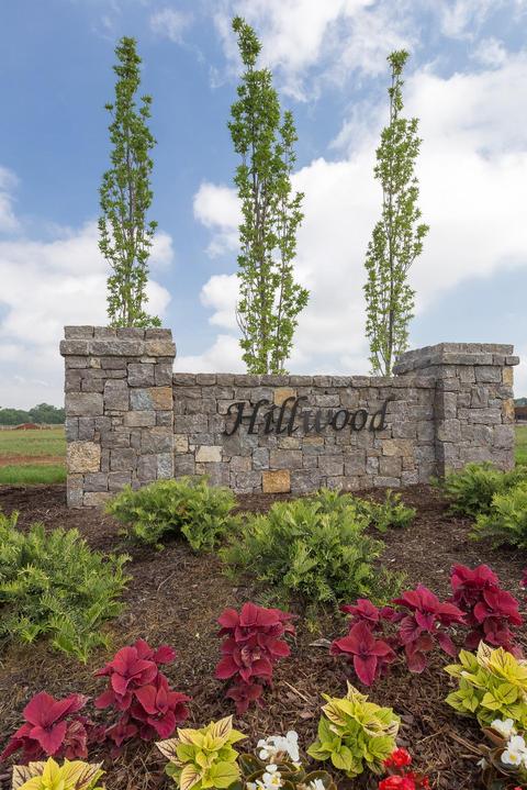 2554 Miranda Dr, Murfreesboro, TN 37128 photo 1