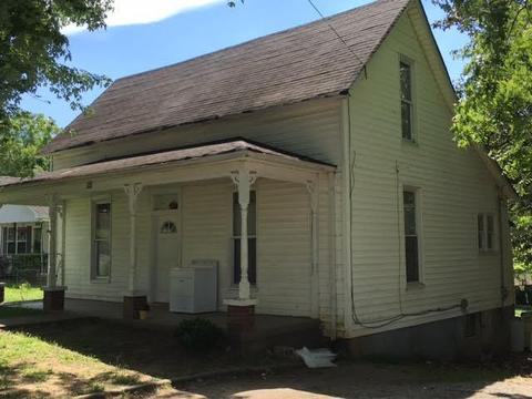 115 N Walnut St, Springfield, TN 37172 photo 3