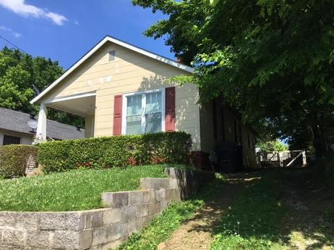 122 N Walnut St, Springfield, TN 37172 photo 1