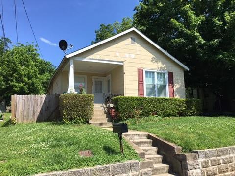122 N Walnut St, Springfield, TN 37172 photo 3