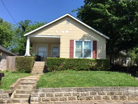 122 N Walnut St, Springfield, TN 37172 photo 2