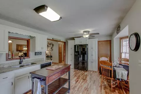 4002 Harding Pl, Springfield, TN 37172 photo 4
