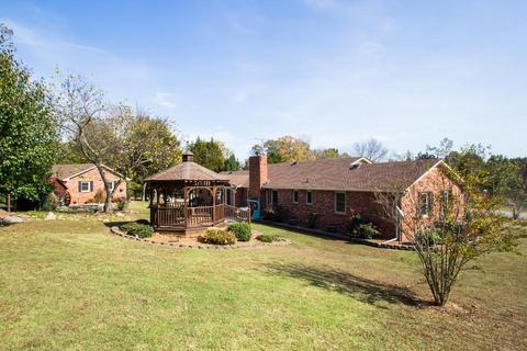 2058 Dade Cir, Dickson, TN 37055 photo 22