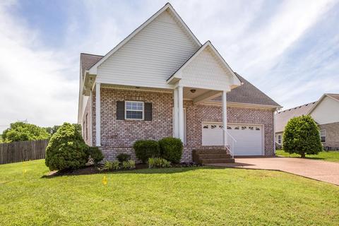 1002 Patterson St, Spring Hill, TN 37174 photo 2