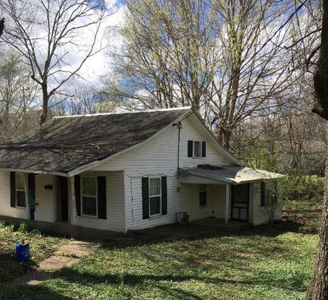 204 Freeman Ave, Dickson, TN 37055 photo 1