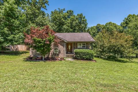 1 Oakview Dr, Dickson, TN 37055 photo 1
