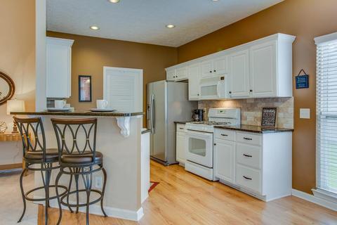 1302 Carmack Ct, Spring Hill, TN 37174 photo 3