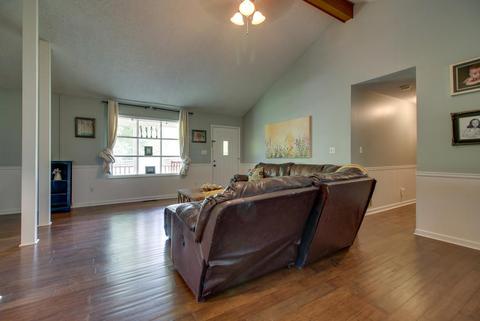 580 Murrell Rd, Dickson, TN 37055 photo 5