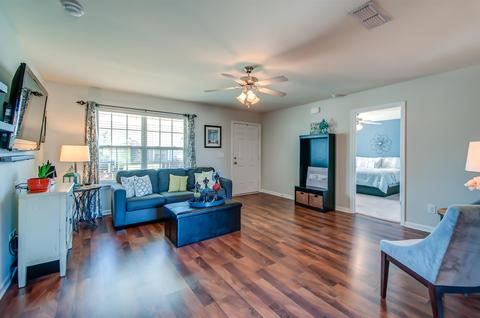 2014 Cobblestone Dr, Spring Hill, TN 37174 photo 3