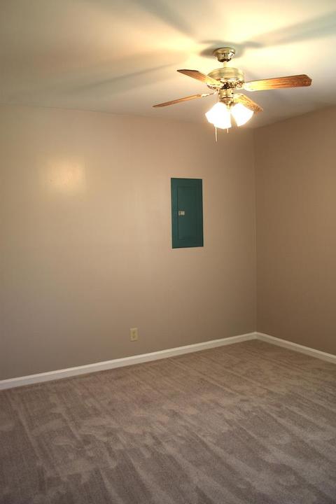 2417 17th Ave E, Springfield, TN 37172 photo 10
