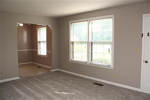 2417 17th Ave E, Springfield, TN 37172 photo 3