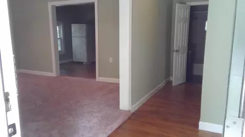 411 Evergreen St, Murfreesboro, TN 37130 photo 2
