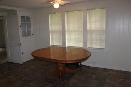 200 Circle Dr, Springfield, TN 37172 photo 9