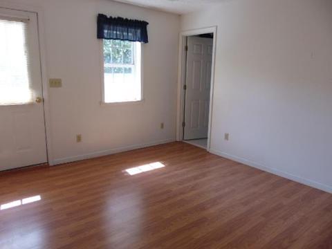 601 Dull St, Dickson, TN 37055 photo 7