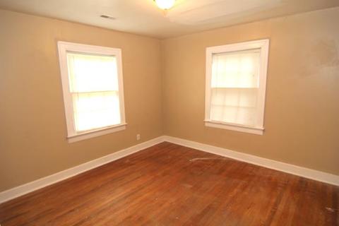 1011 E Bell St, Murfreesboro, TN 37130 photo 9
