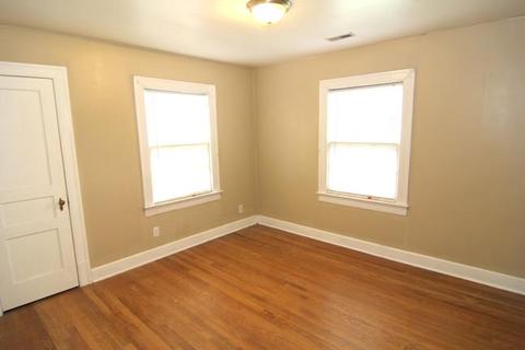 1011 E Bell St, Murfreesboro, TN 37130 photo 10