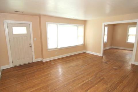 1011 E Bell St, Murfreesboro, TN 37130 photo 5