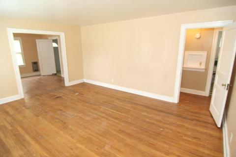 1011 E Bell St, Murfreesboro, TN 37130 photo 4