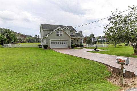 817 Hicks Rd, Dickson, TN 37055 photo 3