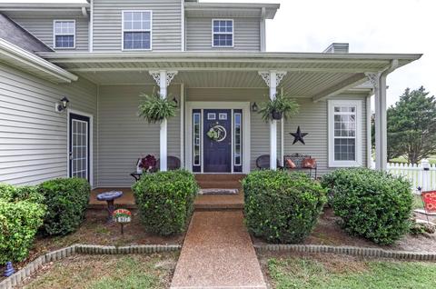 817 Hicks Rd, Dickson, TN 37055 photo 4