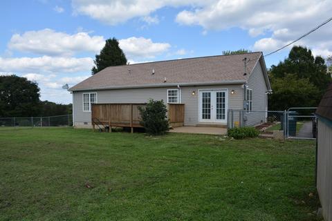 784 Blakemore Rd, Dickson, TN 37055 photo 2