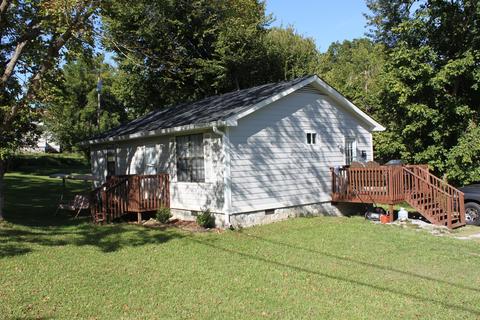 114 E Hunt St, Dickson, TN 37055 photo 15