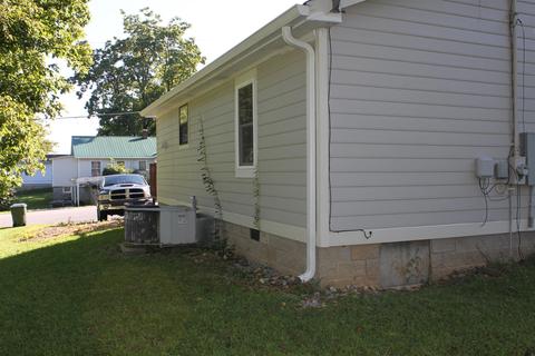 114 E Hunt St, Dickson, TN 37055 photo 13