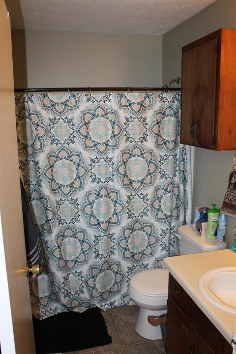 114 E Hunt St, Dickson, TN 37055 photo 7