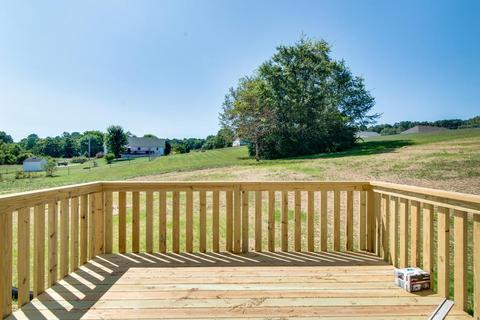 1525 Duke Loop, Dickson, TN 37055 photo 2