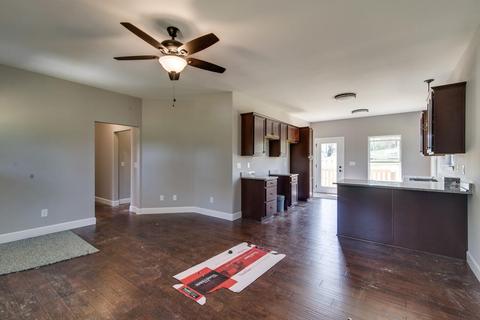 1525 Duke Loop, Dickson, TN 37055 photo 5