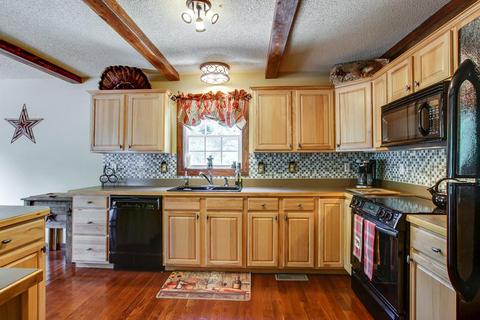 325 Silver Point Rd, Silver Point, TN 38582 photo 9