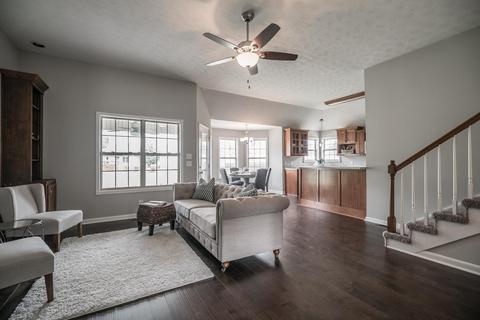 149 Foxrun, Springfield, TN 37172 photo 2