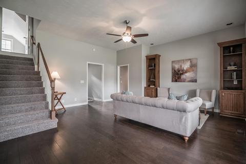 149 Foxrun, Springfield, TN 37172 photo 4
