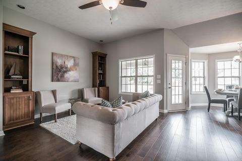 149 Foxrun, Springfield, TN 37172 photo 3