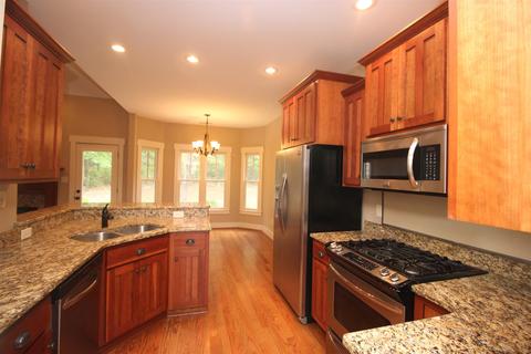 500 Rickert Camp Cir, Dickson, TN 37055 photo 4