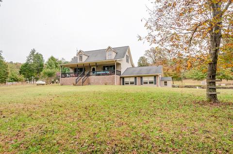 1074 E Beaverdam Rd, Centerville, TN 37033 photo 2