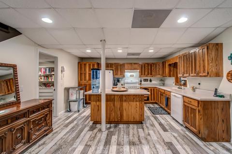 1074 E Beaverdam Rd, Centerville, TN 37033 photo 10