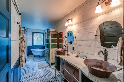 1074 E Beaverdam Rd, Centerville, TN 37033 photo 17