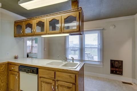 184 W Piney Rd, Dickson, TN 37055 photo 8